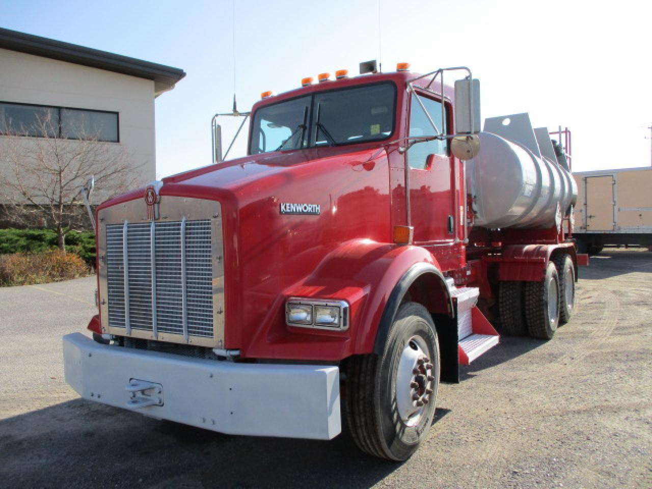 Used 2007 KENWORTH T800 For Sale in Caledonia, NY 14423 Grape 4.9