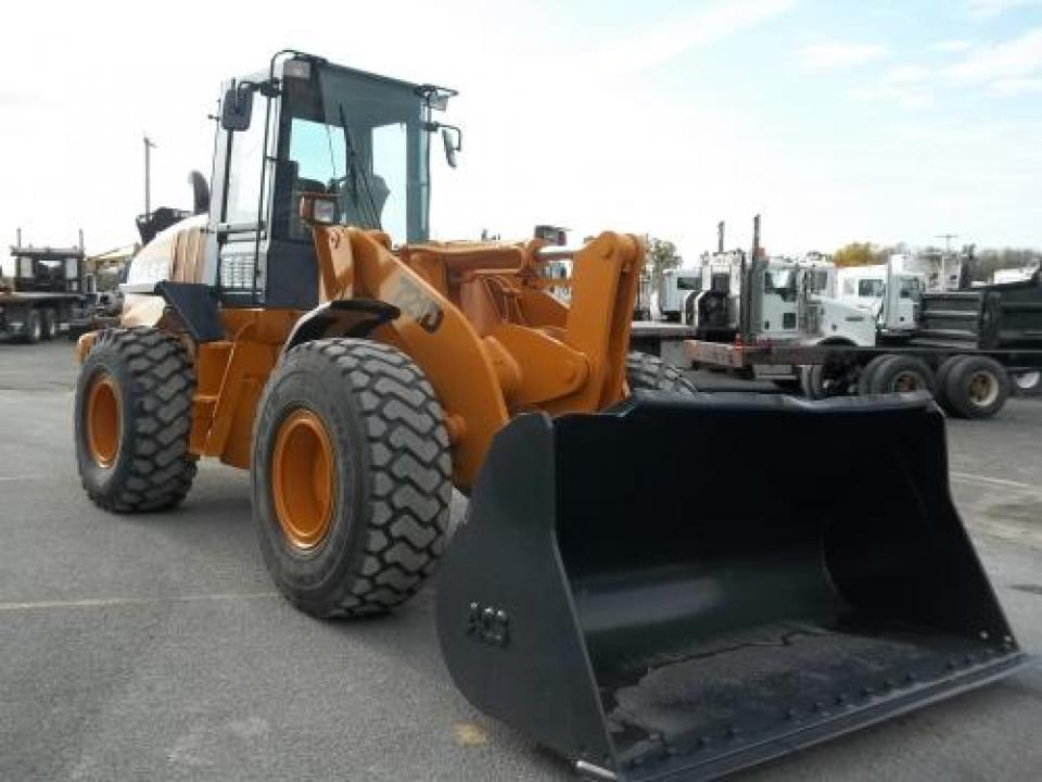Used 2005 CASE 721D For Sale in Caledonia, NY 14423 Grape 4.9
