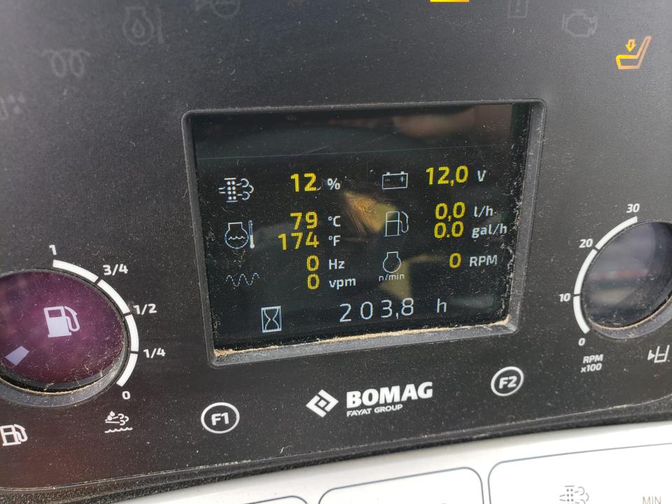 174731560521874.jpg